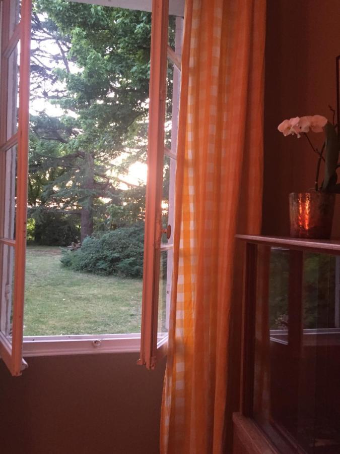 Damechouette Bed and Breakfast Pujols  Exteriör bild