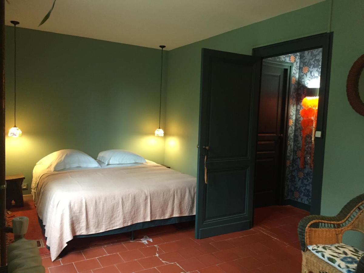 Damechouette Bed and Breakfast Pujols  Exteriör bild