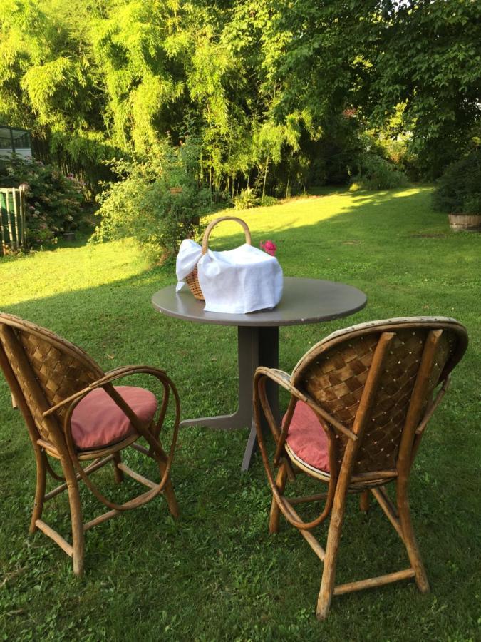 Damechouette Bed and Breakfast Pujols  Exteriör bild